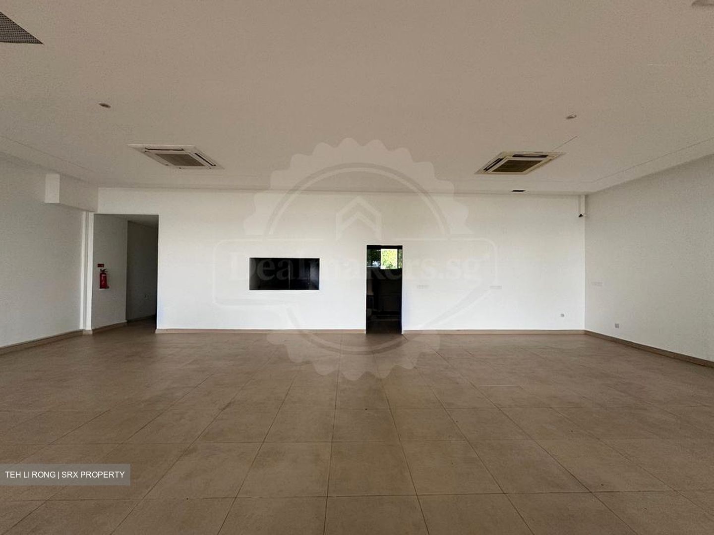 The Punggol Settlement (D19), Retail #572097721